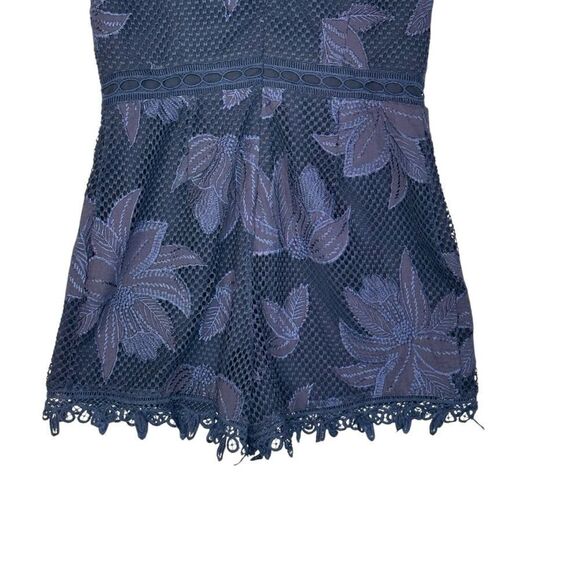 Adelyn Rae Navy Blue Lace Floral Shorts Romper | Size L - Picture 4 of 9